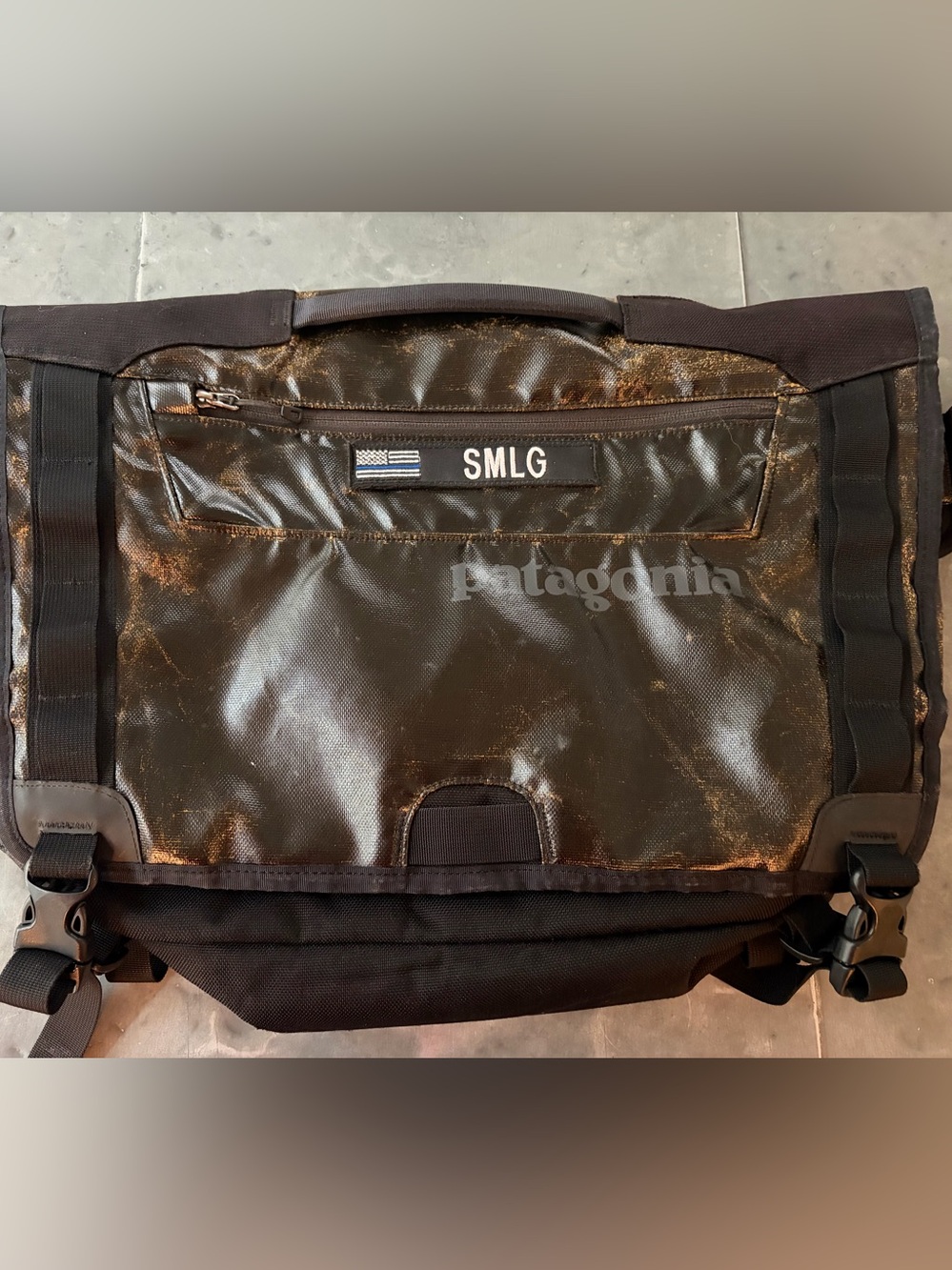 PATAGONIA Black Hole Messenger Bag Briefcase Shoulder Bag 24L Black Color Used